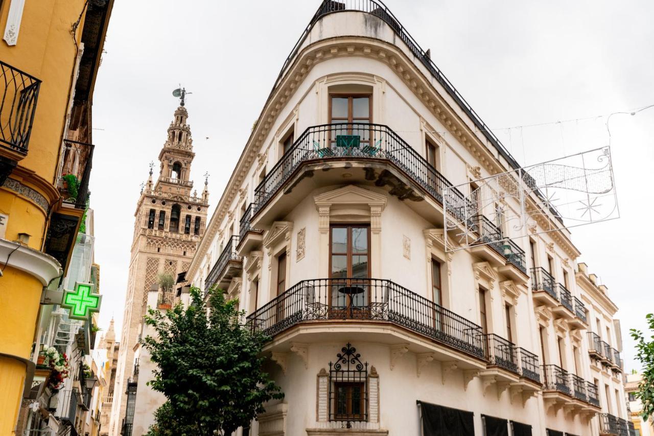 Cathedral Apartment, Upper Floor Apartment Sevilla Eksteriør bilde