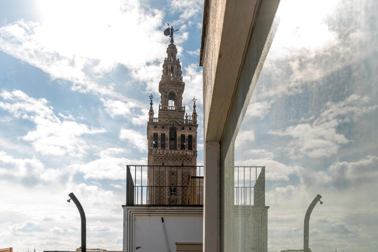 Cathedral Apartment, Upper Floor Apartment Sevilla Eksteriør bilde