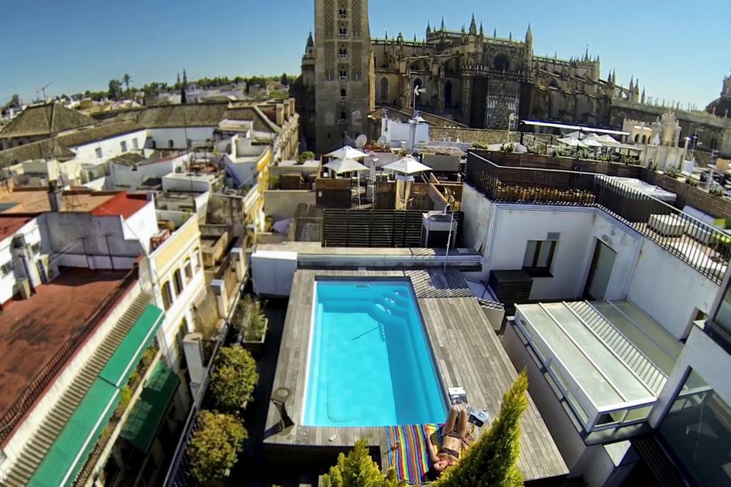 Cathedral Apartment, Upper Floor Apartment Sevilla Eksteriør bilde